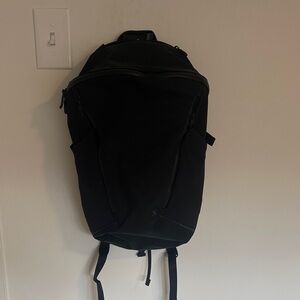 Lululemon Black Backpack like new